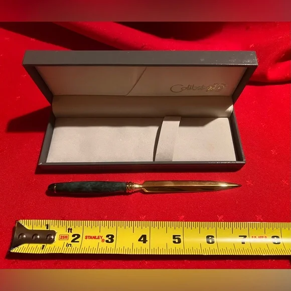 Colibri Vintage Green and Gold Letter Opener - Picture 2 of 3